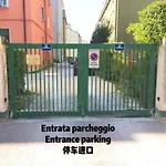 Venice Family & Friends